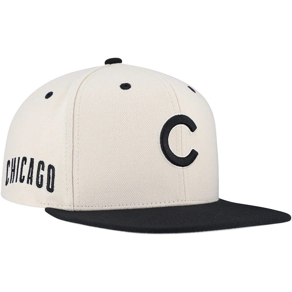 Casquette Snapback Chicago Cubs pour homme Mitchell & Ness crème