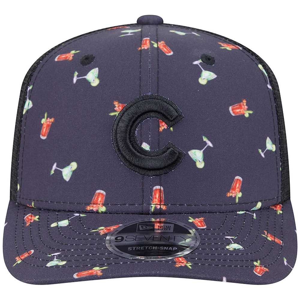 Men's New Era Black Chicago Cubs Adventure Drinks Pattern 9SEVENTY Stretch-Snap Hat