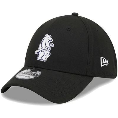 Men's New Era Black Chicago Cubs Logo 39THIRTY Flex Hat