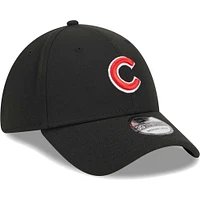 Men's New Era Black Chicago Cubs Logo 39THIRTY Flex Hat