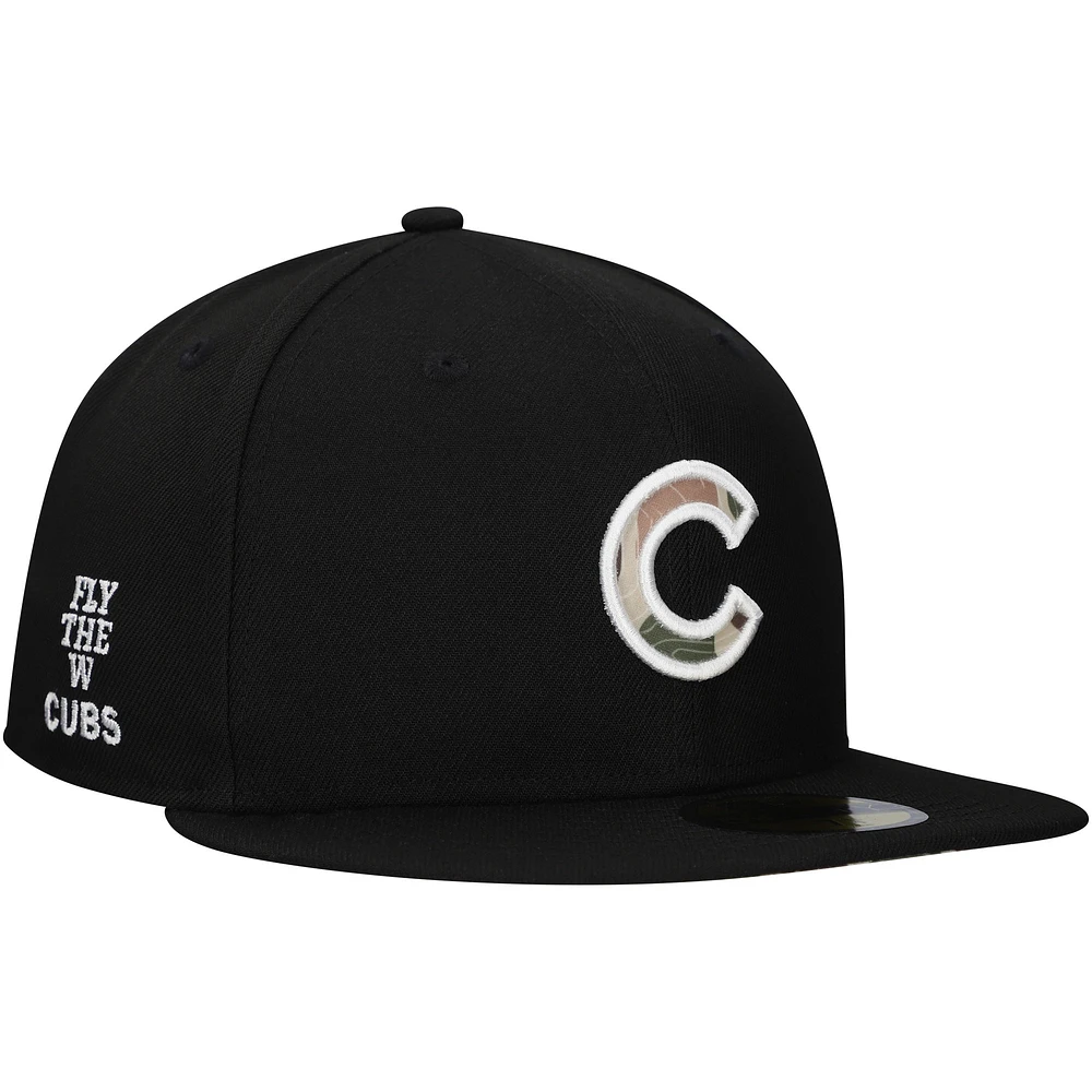 Casquette ajustée 59FIFTY noire pour hommes des Chicago Cubs Troop Chant Camo Undervisor New Era