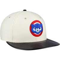 Casquette ajustée 59FIFTY avec visière en cuir Game Night des Chicago Cubs New Era pour hommes