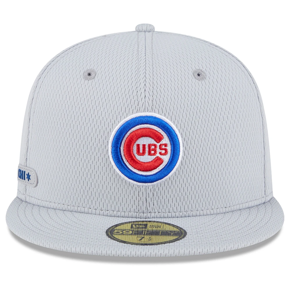 V107988 Cubs Mlb Nwe 2025 Clubhouse Gris 59fifty HATMENHIC 60632143 #4