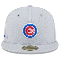 V107988 Cubs Mlb Nwe 2025 Clubhouse Gris 59fifty HATMENHIC 60632143 #4