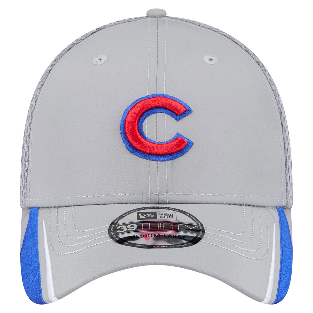 Men's New Era  Gray Chicago Cubs Linear 39THIRTY Flex-Fit Hat