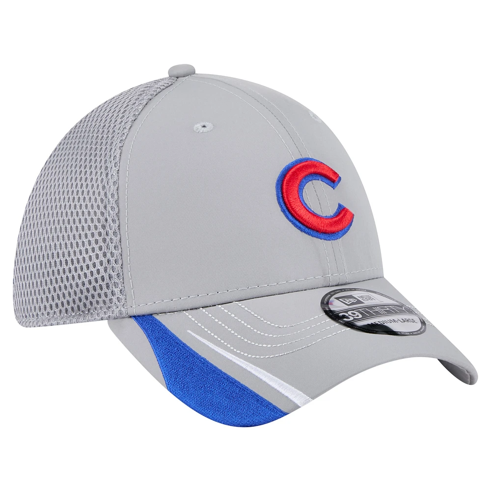 Men's New Era  Gray Chicago Cubs Linear 39THIRTY Flex-Fit Hat