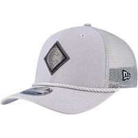 Casquette réglable à bouton-pression extensible avec logo des Chicago Cubs New Era gris 9SEVENTY pour hommes