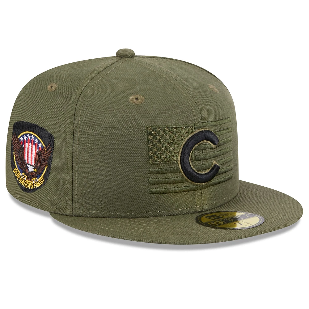 Casquette ajustée New Era Chicago Cubs 2023 Armed Forces Day On-Field 59FIFTY verte pour homme