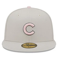 Casquette ajustée New Era Chicago Cubs 2023 pour la fête des mères sur le terrain 59FIFTY homme