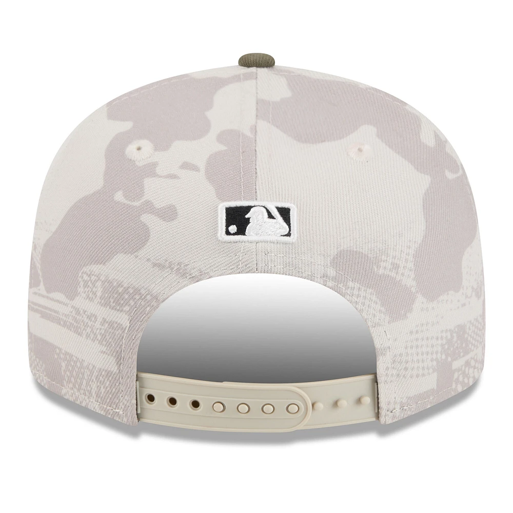 Men's New Era Light Beige/Olive Chicago Cubs 2025 Armed Forces Day Split Panel 9FIFTY Snapback Hat