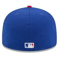 Men's New Era Royal/Red Chicago Cubs 2025 MLB Clubhouse 59FIFTY Fitted Hat