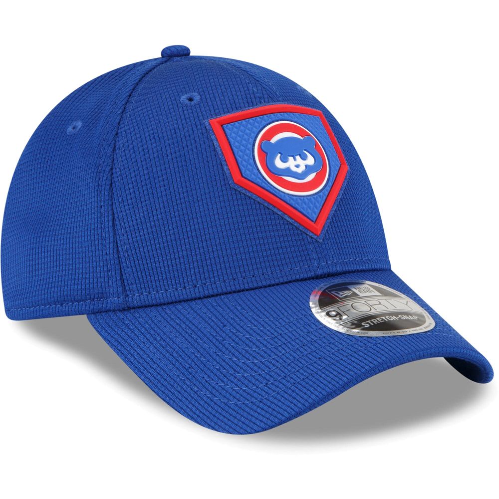 Men's New Era Royal Chicago Cubs 2022 Clubhouse 9FORTY Snapback Hat