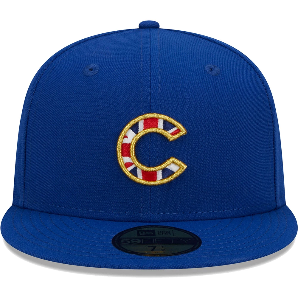 Casquette ajustée New Era Royal Chicago Cubs 2023 MLB World Tour : London Series Flag Fill 59FIFTY pour homme