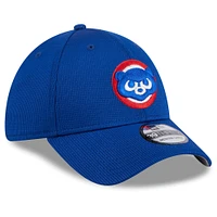 Casquette flexible 39THIRTY d'entraînement au bâton 2024 des Royal Chicago Cubs New Era pour hommes