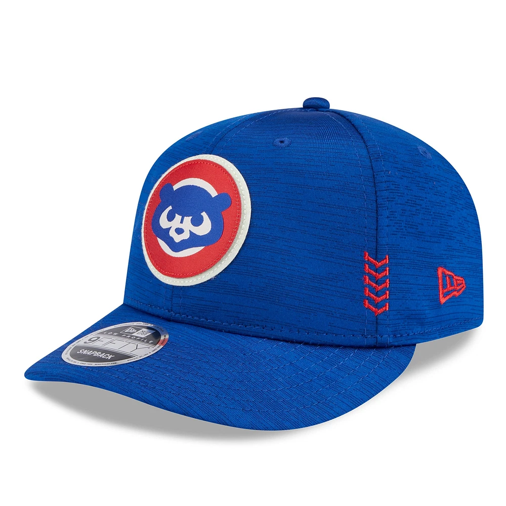 Casquette Snapback 9FIFTY Low Profile Royal Chicago Cubs 2024 Clubhouse New Era pour homme