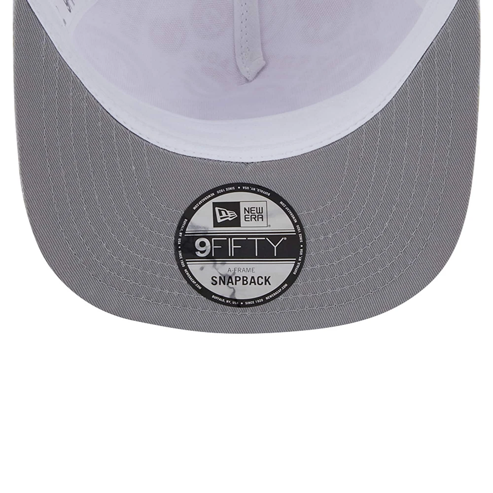 Men's New Era White Chicago Cubs Logo Dunes A-Frame Trucker 9FIFTY Snapback Hat