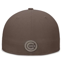 Casquette ajustée Nike marron Chicago Cubs Statement Ironstone Performance True pour hommes