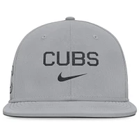 Men's Nike Gray Chicago Cubs True Performance Fitted Hat