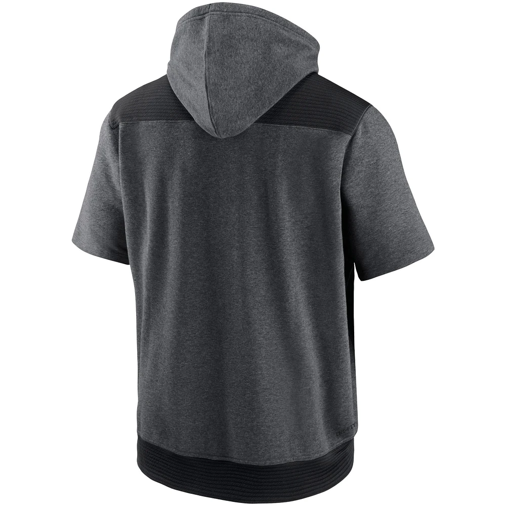 Men's Nike Heathered Charcoal Chicago Cubs Authentic Collection Flux Performance - Quarter-Zip Short Sleeve Hoodie