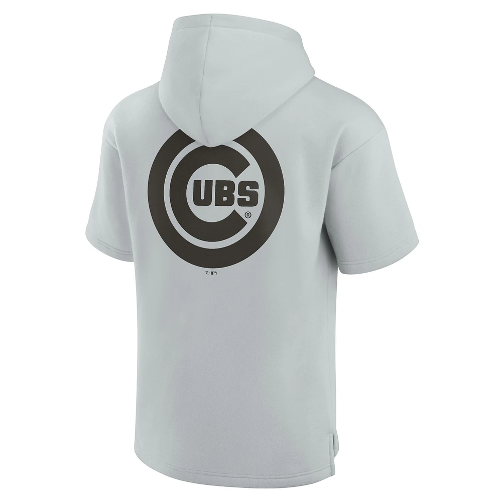 Sweat à capuche unisexe Fanatics gris Chicago Cubs Elements en polaire super douce manches courtes