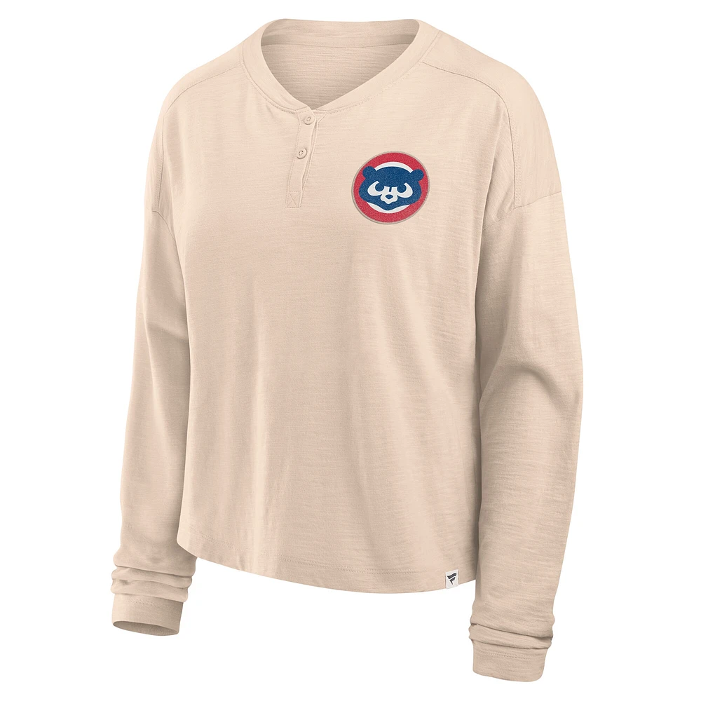 T-shirt Henley surdimensionné à manches longues Fanatics Tan Chicago Cubs pour femme