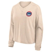 T-shirt Henley surdimensionné à manches longues Fanatics Tan Chicago Cubs pour femme