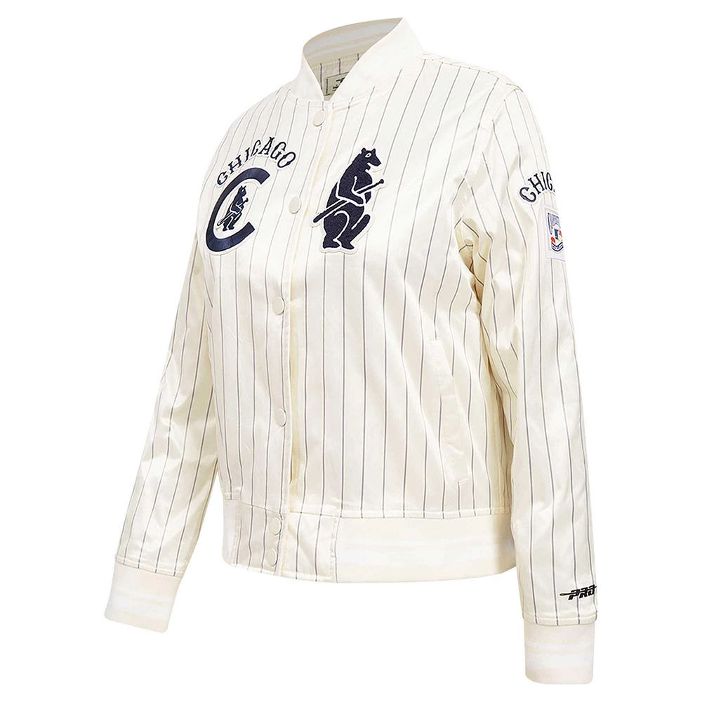 Veste en satin à rayures rétro classique boutons complets Pro Standard pour femme des Chicago Cubs Cooperstown Collection Crème