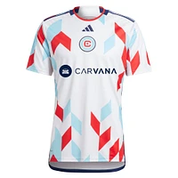 Maillot de joueur adidas Chris Brady blanc Chicago Fire 2024 A Kit For All Replica pour homme