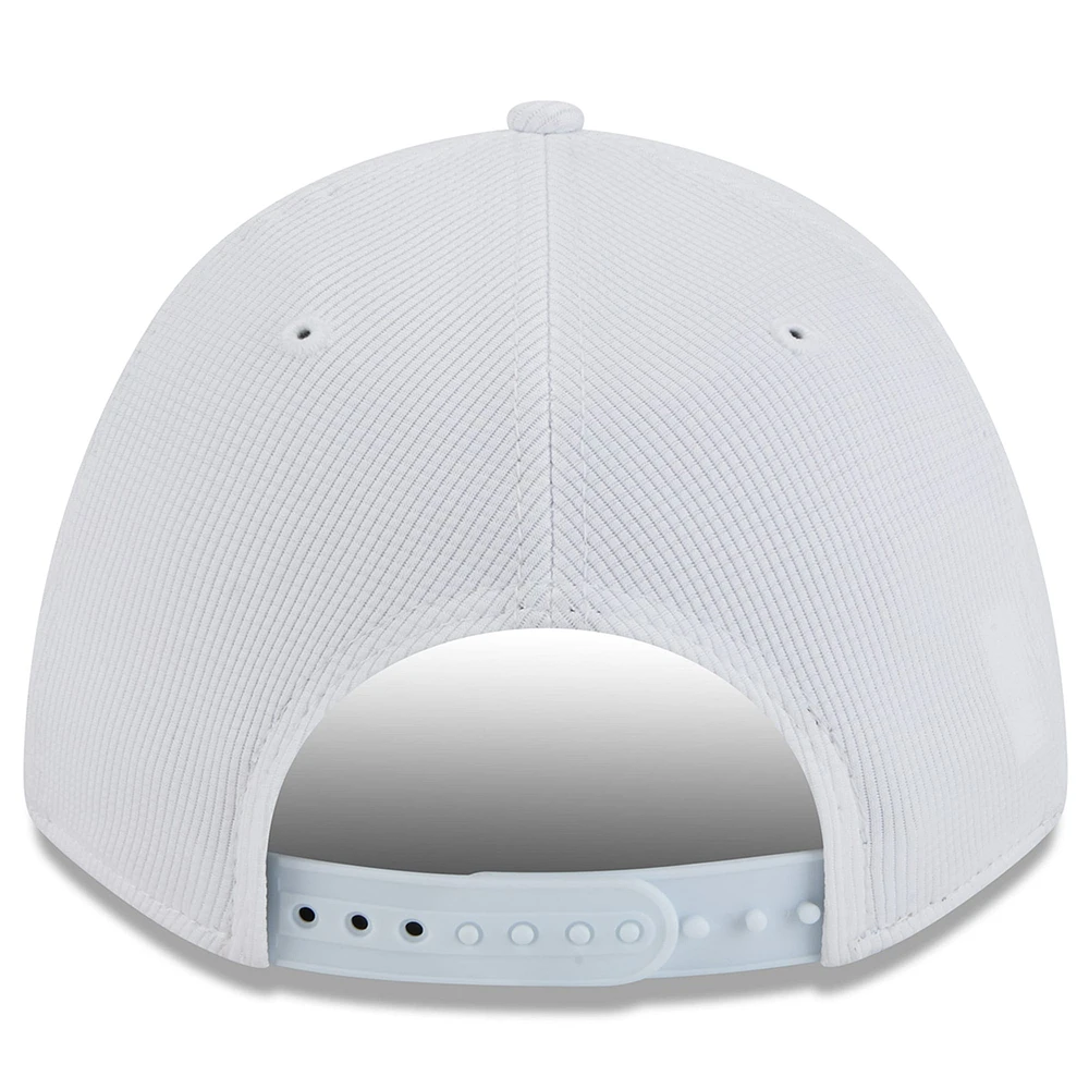 Men's New Era White Chicago Fire 2025 Jersey Hook 9FORTY M-Crown Adjustable Hat