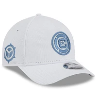 Men's New Era White Chicago Fire 2025 Jersey Hook 9FORTY M-Crown Adjustable Hat