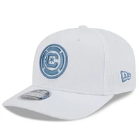 Men's New Era  White Chicago Fire 2025 Jersey Hook 9SEVENTY Stretch-Snap Hat