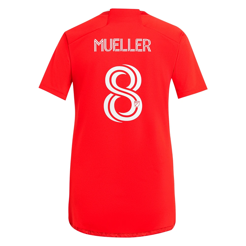 Maillot de joueur réplique adidas Chris Mueller rouge Chicago Fire 2024 Return To Red pour femme