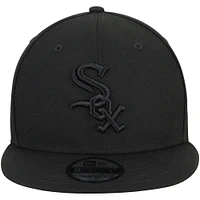 Chicago White Sox New Era Black on Black 9FIFTY Team Snapback Adjustable Hat - Black