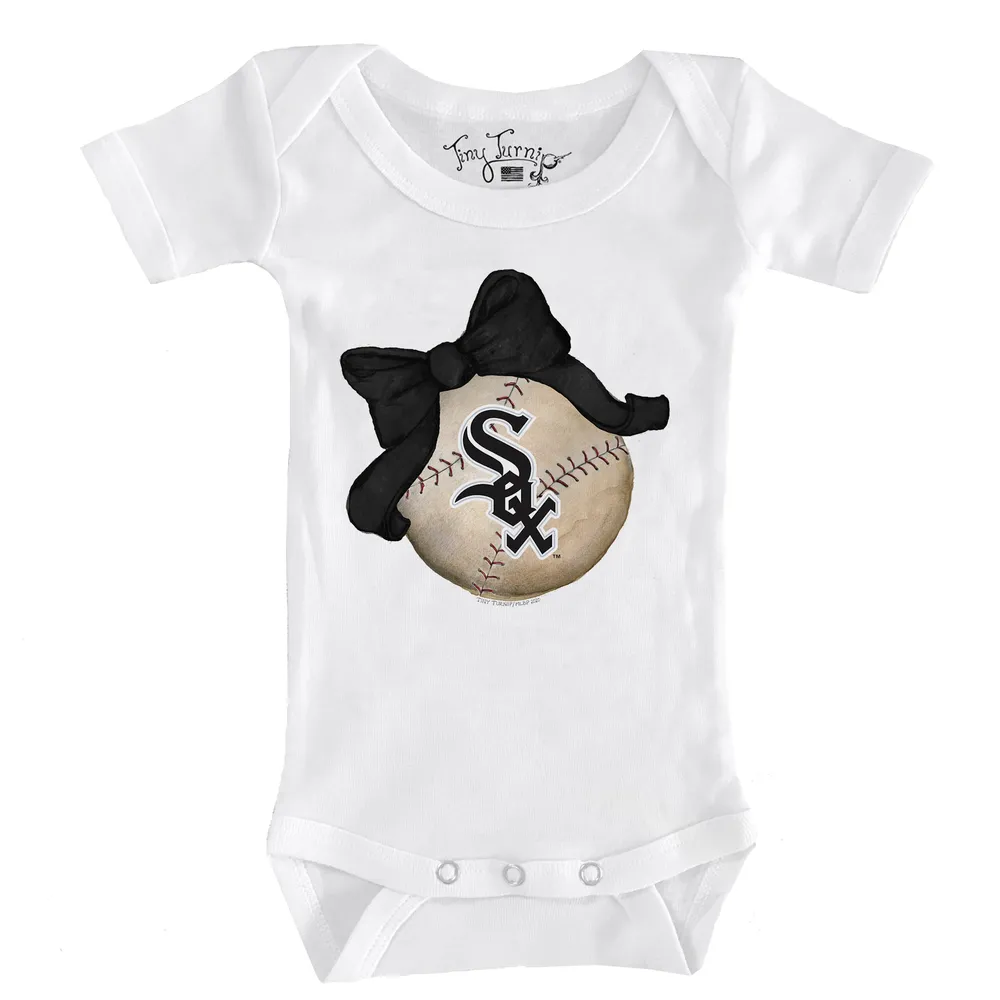 Lids Chicago White Sox Tiny Turnip Infant Baseball Bow Bodysuit