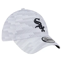 Men's New Era  White Chicago Sox Graded 39THIRTY Stretch Fit Hat
