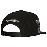 Men's Mitchell & Ness Black Chicago White Sox Cooperstown Collection True Classics Snapback Hat