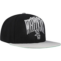 Men's Mitchell & Ness Black Chicago White Sox Rise Up Snapback Hat