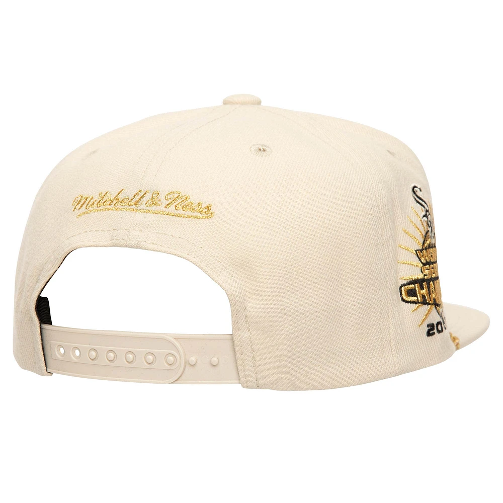 Men's Mitchell & Ness Cream Chicago White Sox Golden Ivory Snapback Hat