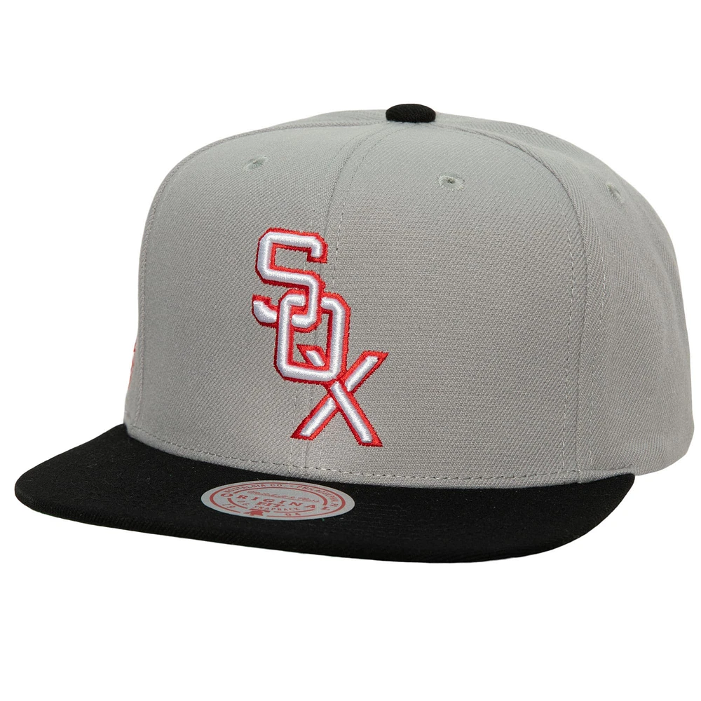 Men's Mitchell & Ness Gray Chicago White Sox Cooperstown Collection Away Snapback Hat