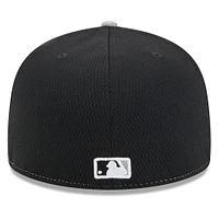 Men's New Era Black/Gray Chicago White Sox 2025 MLB Clubhouse 59FIFTY Fitted Hat