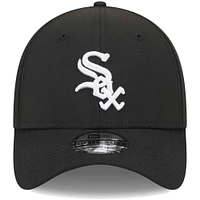 Men's New Era Black Chicago White Sox Logo 39THIRTY Flex Hat