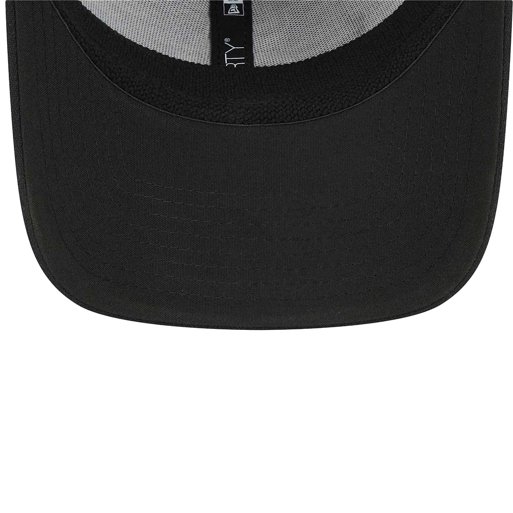 Men's New Era Black Chicago White Sox Logo 39THIRTY Flex Hat