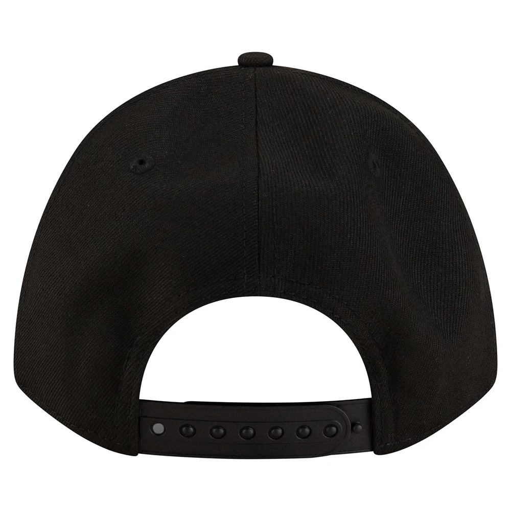 Men's New Era  Black Chicago White Sox Player Replica 9FORTY Adjustable Hat