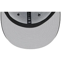 Men's New Era Black Chicago White Sox Team Color Trucker 9FIFTY Snapback Hat