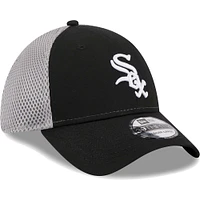 Men's New Era Black Chicago White Sox Team Neo 39THIRTY Flex Hat