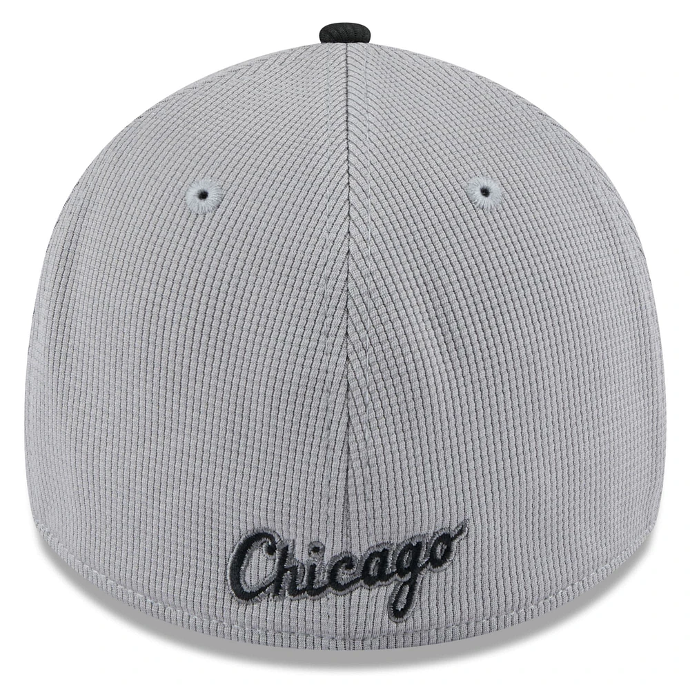 Men's New Era Gray/ Chicago White Sox 2025 Batting Practice 39THIRTY Flex Hat