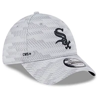 Men's New Era Gray Chicago White Sox 2025 MLB Clubhouse 39THIRTY Flex Hat