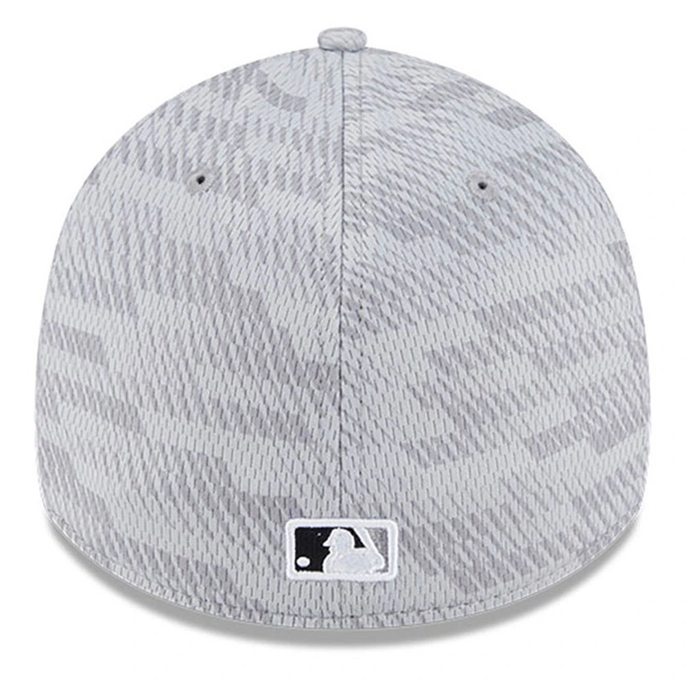 Men's New Era Gray Chicago White Sox 2025 MLB Clubhouse 39THIRTY Flex Hat