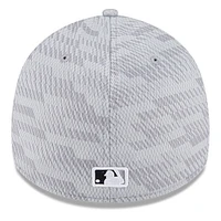Men's New Era Gray Chicago White Sox 2025 MLB Clubhouse 39THIRTY Flex Hat