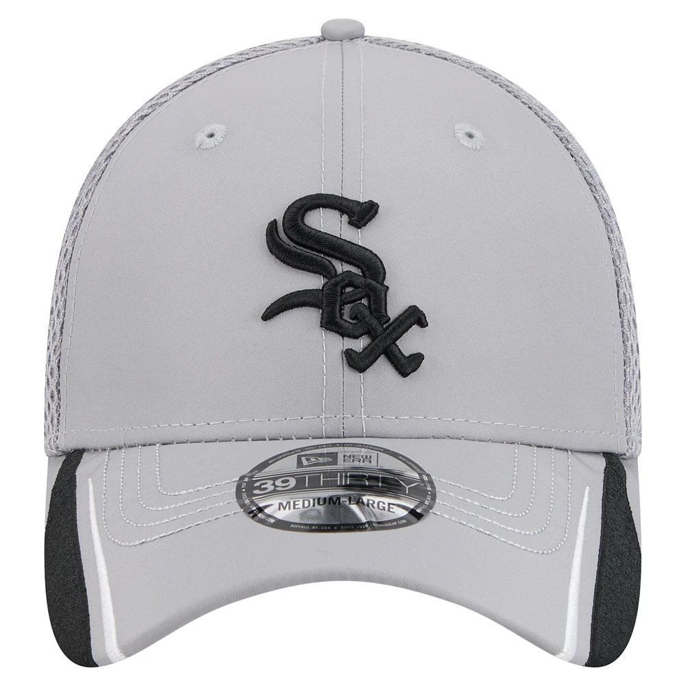 Men's New Era  Gray Chicago White Sox Linear 39THIRTY Flex-Fit Hat